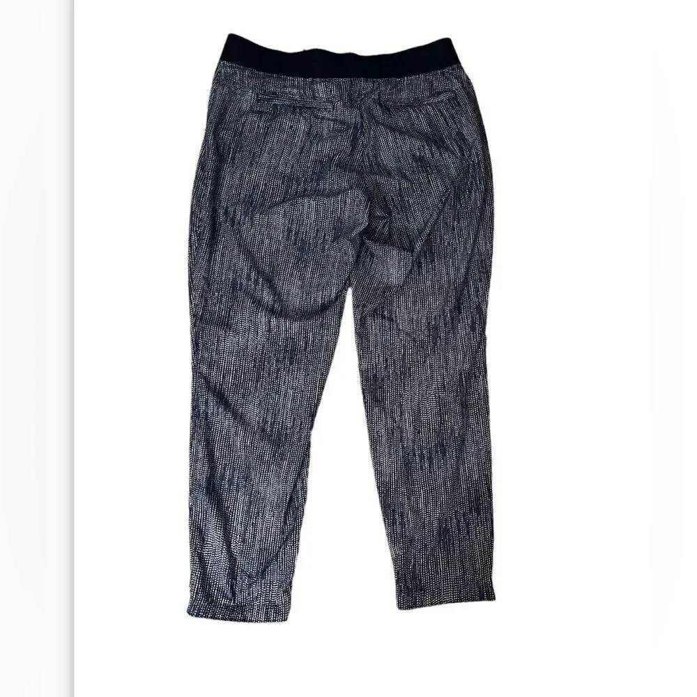 ATHLETA Midtown Batik Blue White Drawstring Stretchy Pull On Ankle Pant Size 12